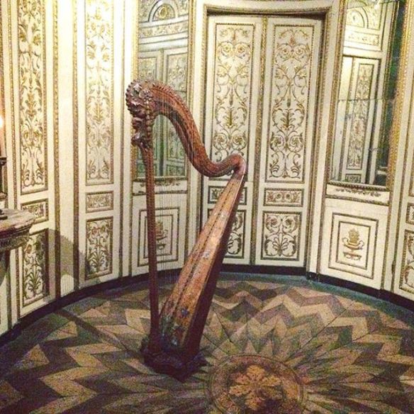 Harp, art